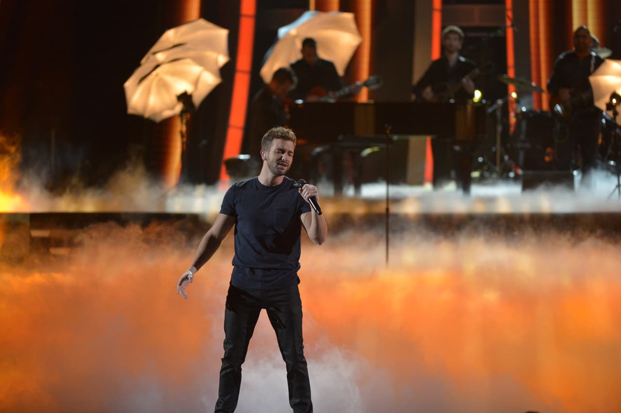 Interpretó 'Recuérdame'.