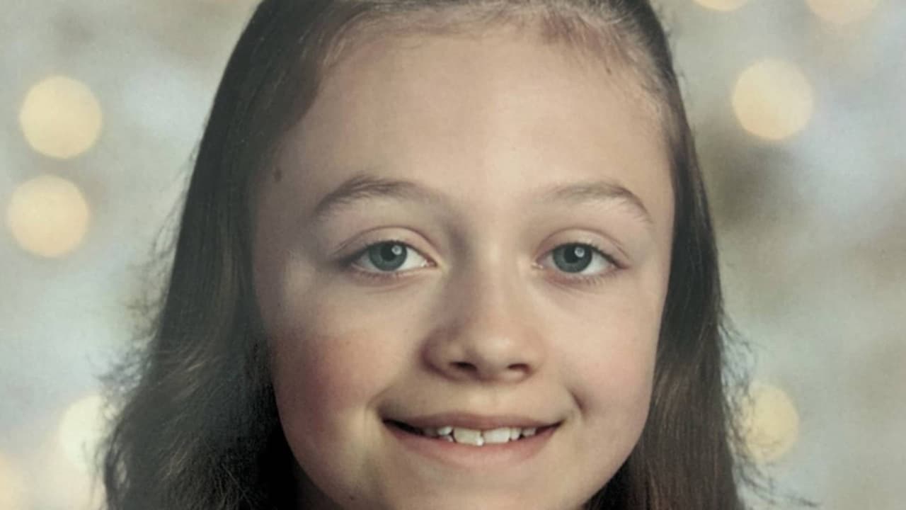 Huesos rotos, moretones y órganos sin funcionar: padre y madrastra acusados de maltratar hasta la muerte a niña