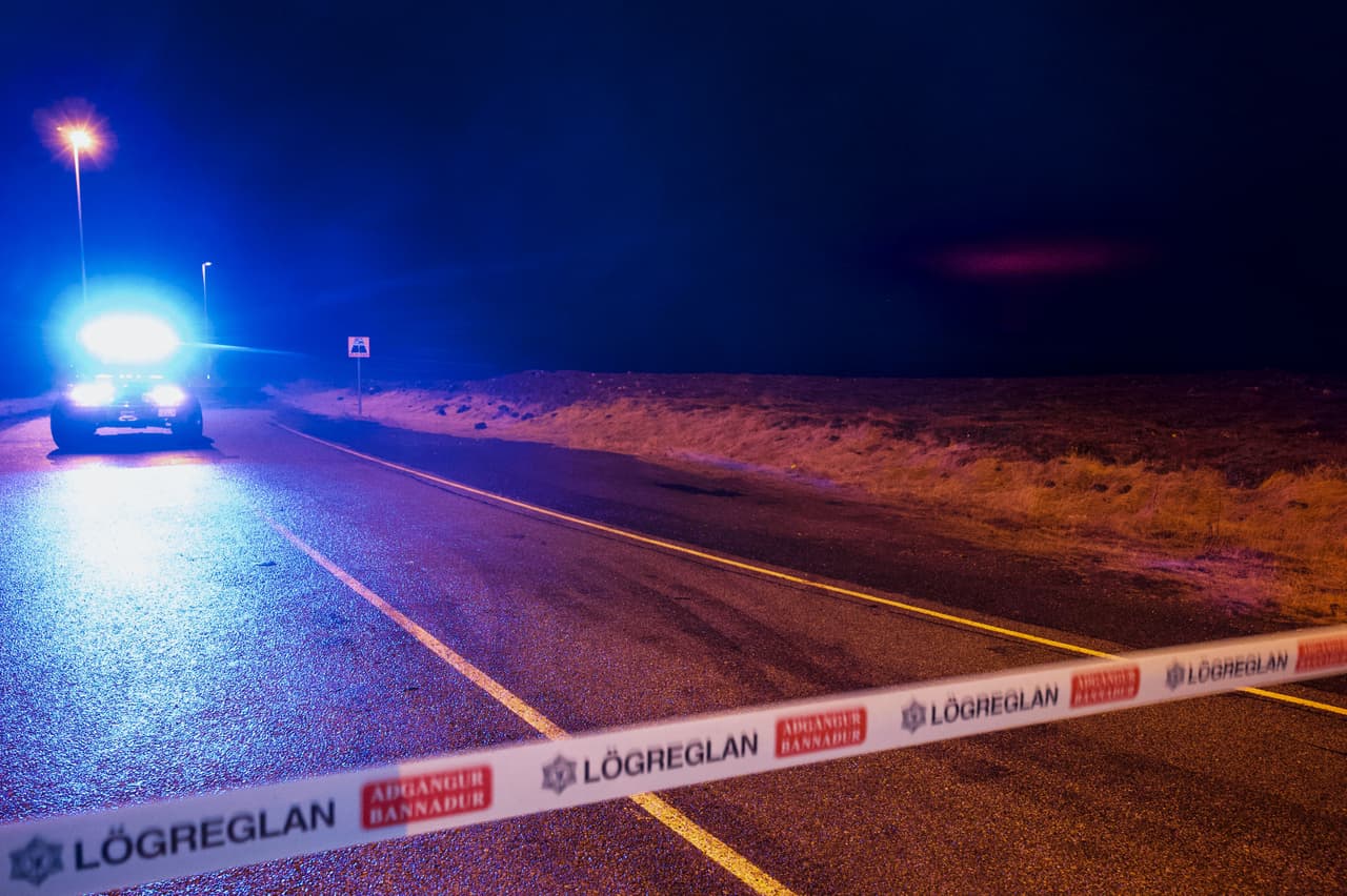 Sin embargo, los vulcanólogos fueron tomados por sorpresa porque la actividad sísmica se había apaciguado antes de la erupción.