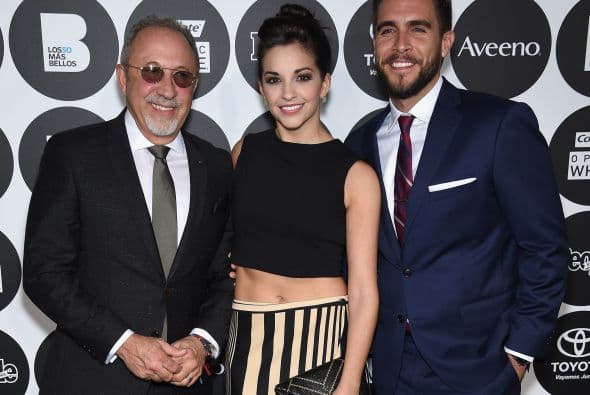 Emilio Estefan con Ana Villafane y Josh Segarra