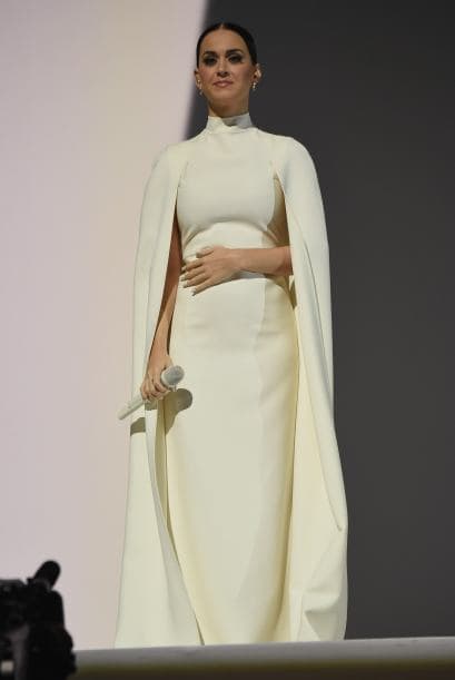De gala. Con mucho estilo y personalidad, como Katty Perry.