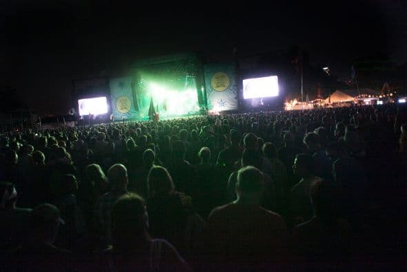 Miles de asistentes de todo el mundo disfrutaron de más de 180 presentaciones de bandas como Pearl Jam, Eminem y Outkast.