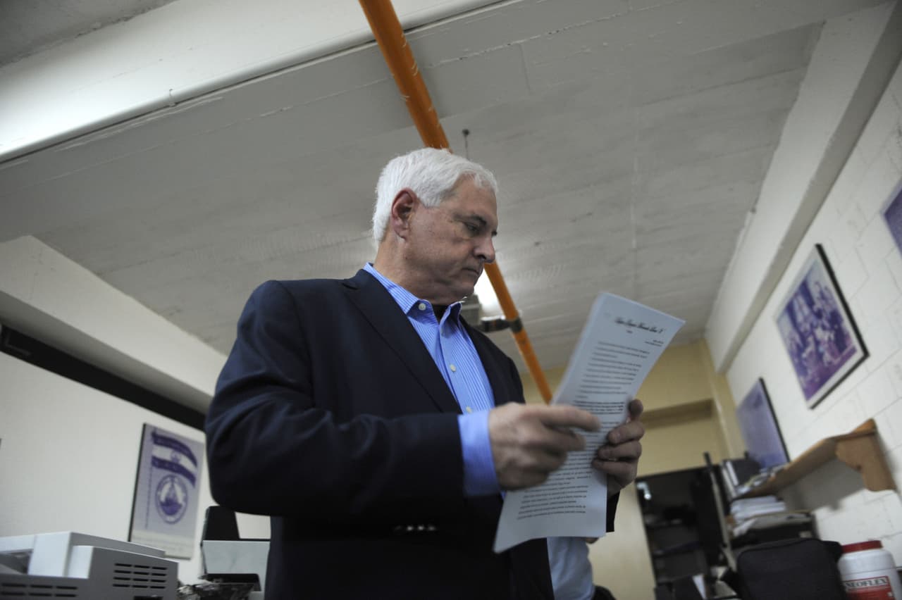 Juez de Miami acepta que el expresidente panameño sea trasladado a otra prisión