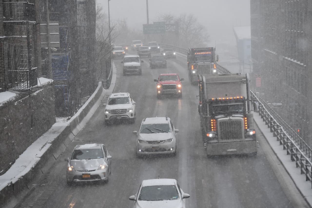 Las condiciones de viaje fueron peligrosas a causa de la nieve