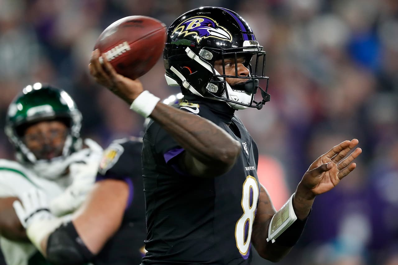 Ravens se imponen con autoridad 42-21 a New York Jets y aseguran su presencia en Playoffs.