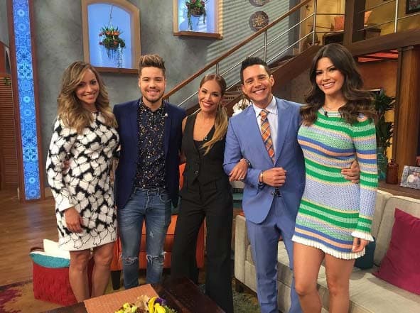 En la entrega 2017 de los 
<b><i><a href="http://www.univision.com/novelas/premios-tv-y-novelas" target="_blank">Premios TVyNovelas</a></i></b>, 
<i><a href="http://www.univision.com/shows/despierta-america" target="_blank">Despierta América</a></i> recibirá un reconocimiento especial por sus 20 años al aire en 
<b><a href="http://www.univision.com/" target="_blank">Univision</a></b>.