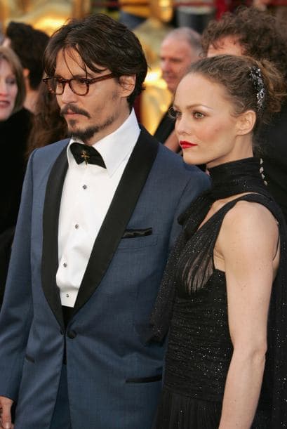 Fue en 1998 cuando la belleza de una cantante y actriz francesa lo eclipsó.