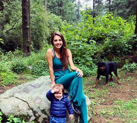 Si bien la actriz recibió diversos comentarios donde enfatizaban la belleza de Marcelo, otros internautas concluyeron que el pequeño, quien está próximo a cumplir 2 años de edad, tenía aspecto de ser niña debido a su larga cabellera.