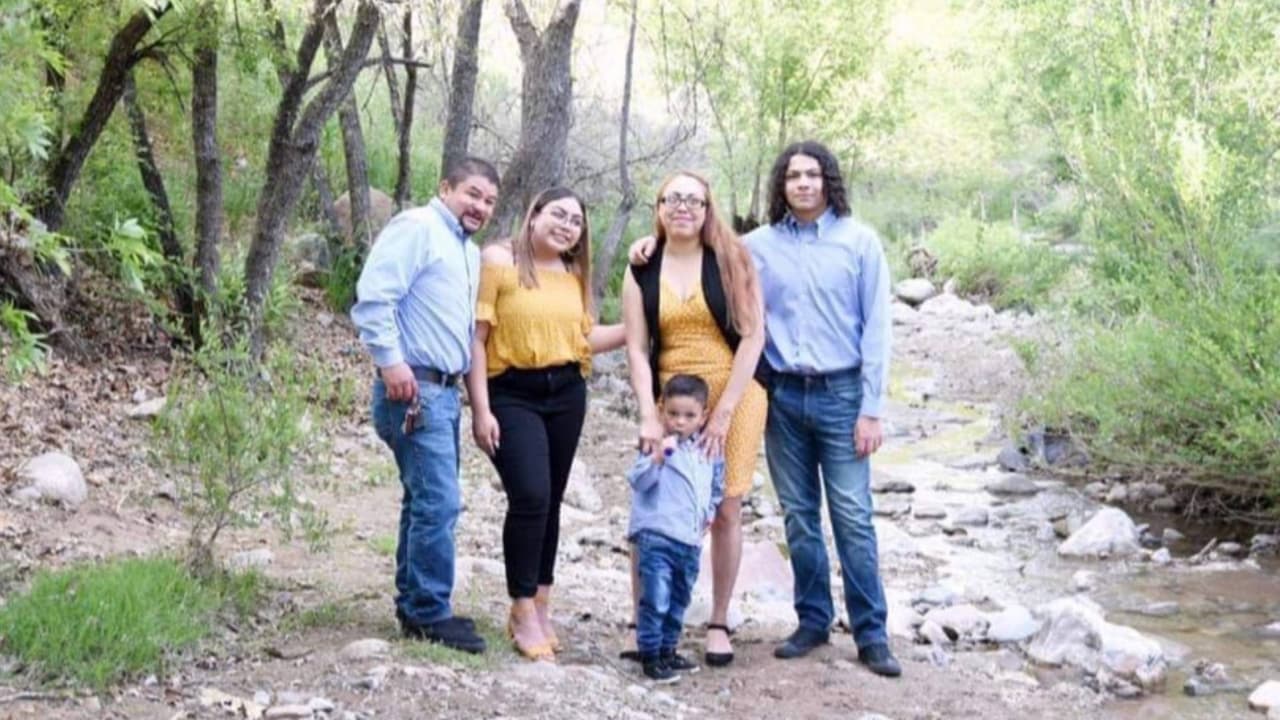 Viaja a México la madre que busca un trasplante de hígado para continuar viviendo