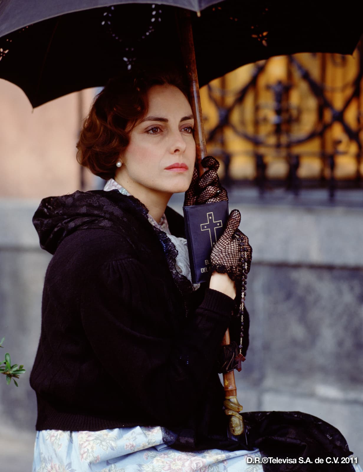 Evangelina está llena de rencor y de oscuros secretos.