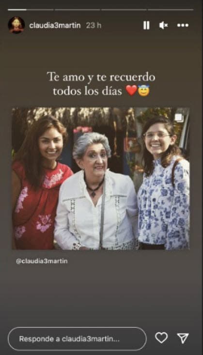 También publicó una foto para recordar a su abuela Maruquita, quien falleció en junio pasado, según reportó la revista Quién.