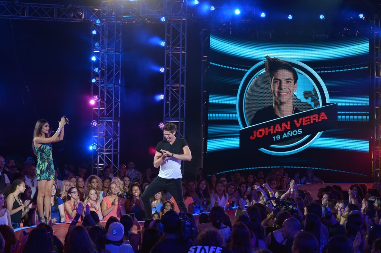 Johann no convenció a las fans pero no se quedó con las ganas de cantar y fue así como Alejandro lo salvó.