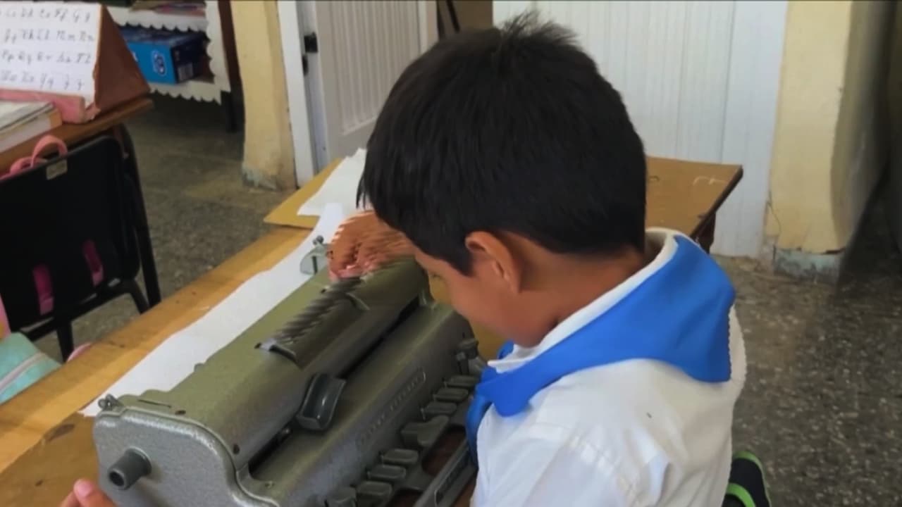 Crisis en escuelas para niños ciegos en Cuba: "Solo estamos trabajando de lunes a jueves"