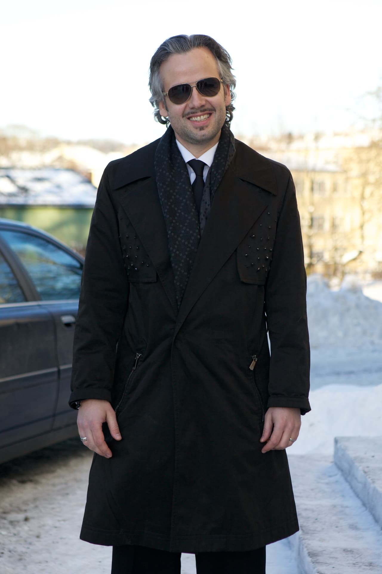 A la decisión del rey Harald de mencionar el suicidio de 
<b><a href="//www.univision.com/famosos/a-dos-semanas-de-su-tragica-muerte-celebraran-funeral-del-ex-de-la-princesa-martha-louise-de-noruega-fotos" target="_blank">Ari Behn</a></b> en un discurso oficial, se sumó el gesto de la reina Sonia de suspender su agenda oficial hasta el viernes 3 de enero, cuando se celebre el funeral del escritor en la catedral de Oslo.