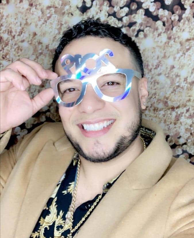 "La presión de los hijos. Nos vamos a 
<b><a href="https://www.univision.com/radio/radio-nacional/chiquis-rivera-ensena-el-regalo-que-le-compro-a-su-bebe-y-despierta-rumores-de-un-embarazo-video" target="_blank">esperar un ratito</a></b>, estamos conscientes de que estoy iniciando mi etapa como solista", comentó.