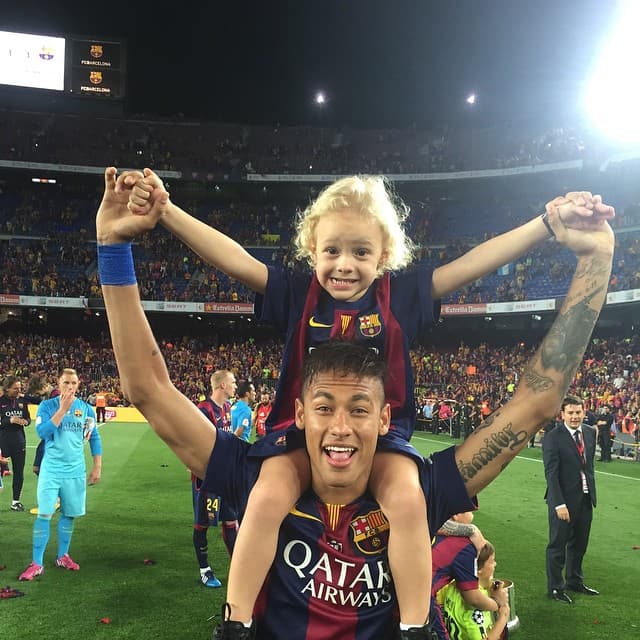 David Lucca es su cómplice en cada victoria y no pueden ni disimular su emoción.