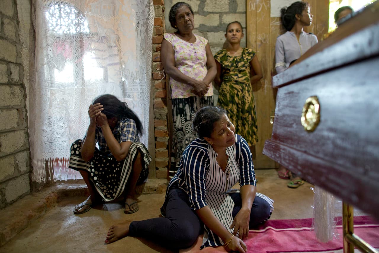 Las fuerzas de seguridad de Sri Lanka habían recibido una alerta hace 10 días en torno a posibles ataques, pero no tomaron acciones, por lo que culpan a los cuerpos de seguridad como responsables de una catastrófica falla de inteligencia.