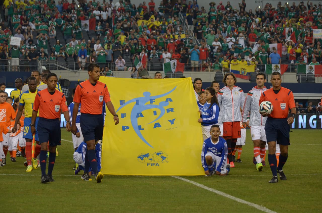 Un partido lleno de emociones en el 'Cowboys Stadium' en Arlington