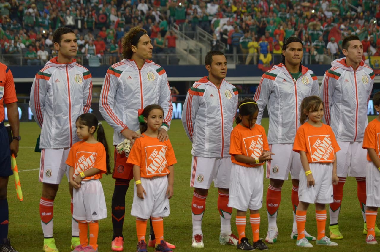 Un partido lleno de emociones en el 'Cowboys Stadium' en Arlington