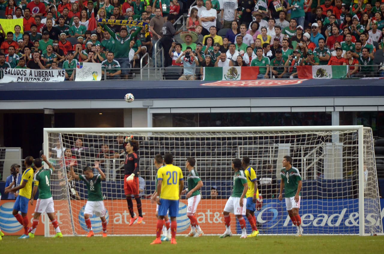 Un partido lleno de emociones en el 'Cowboys Stadium' en Arlington