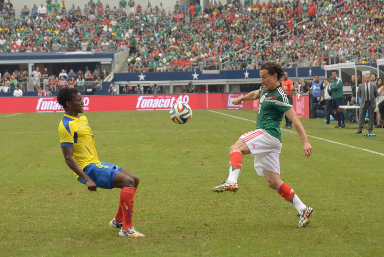 Un partido lleno de emociones en el 'Cowboys Stadium' en Arlington