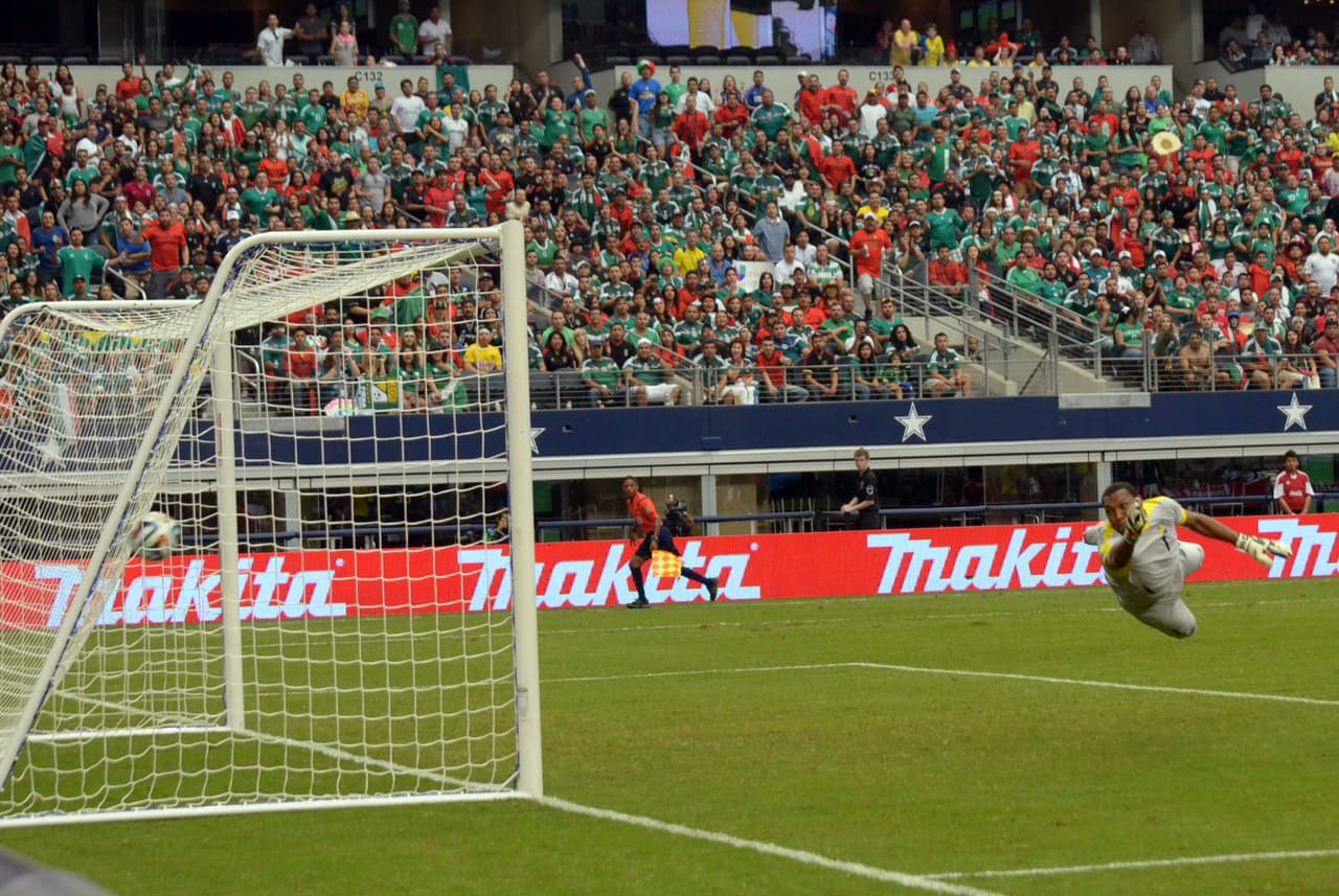 Un partido lleno de emociones en el 'Cowboys Stadium' en Arlington