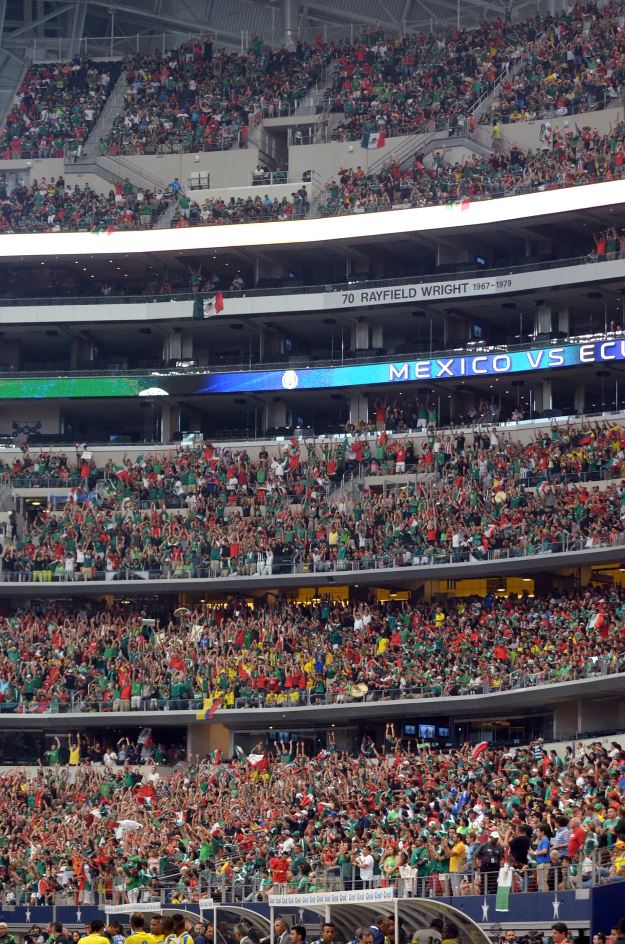 Un partido lleno de emociones en el 'Cowboys Stadium' en Arlington