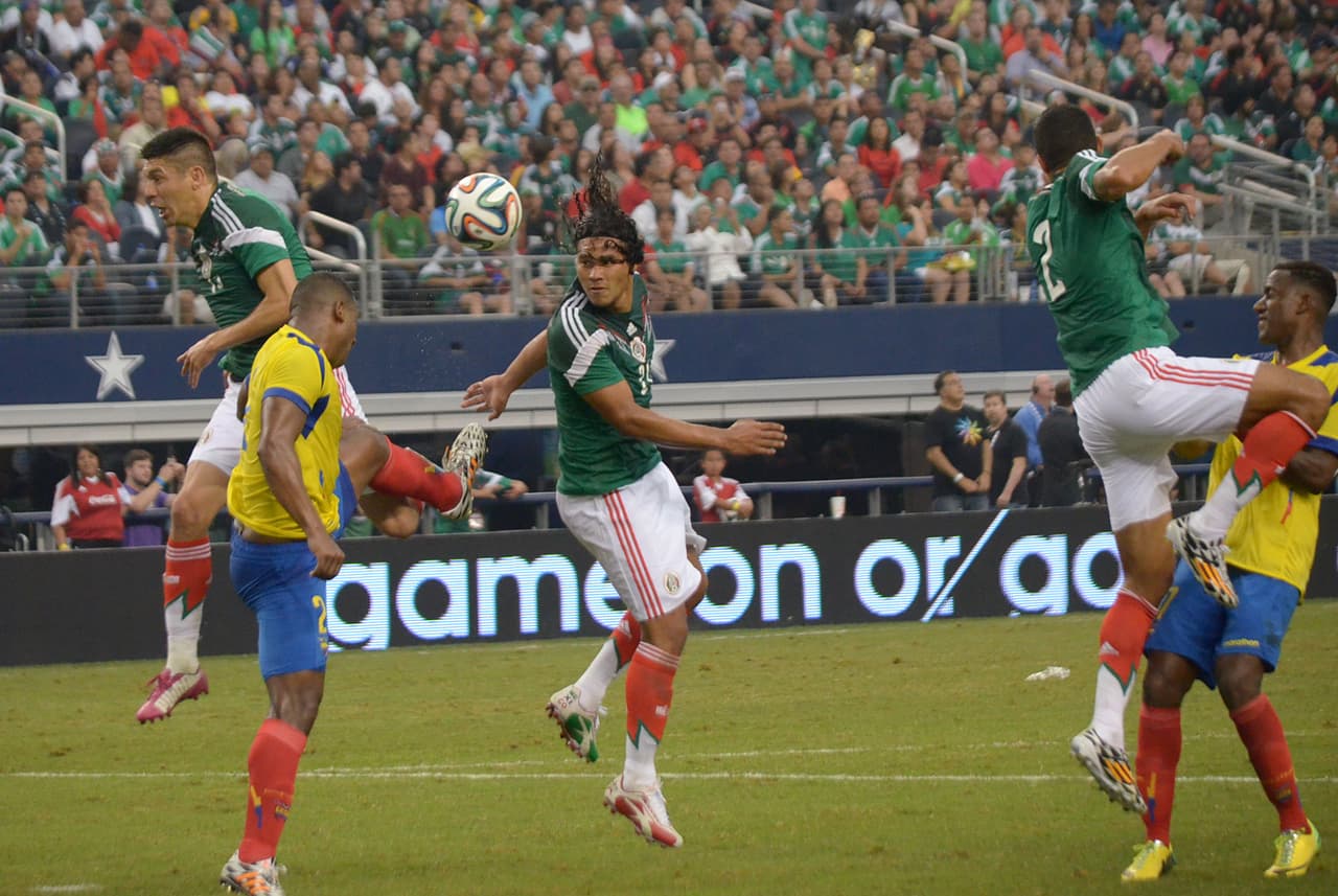 Un partido lleno de emociones en el 'Cowboys Stadium' en Arlington
