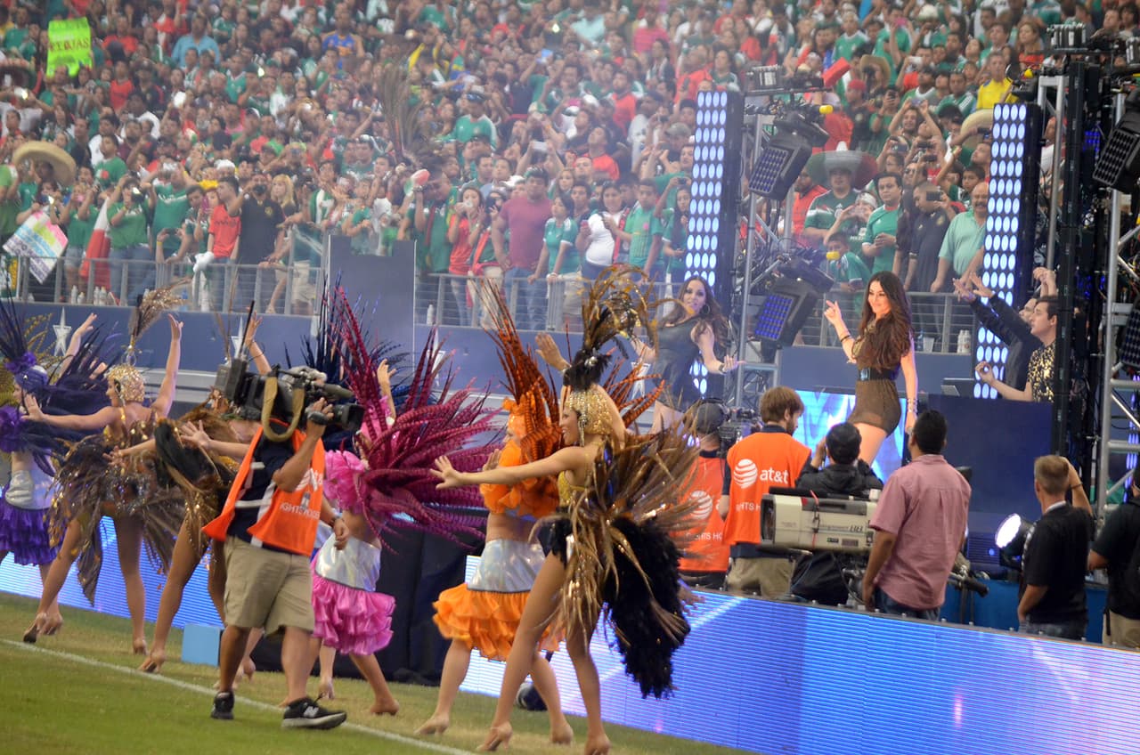 Un partido lleno de emociones en el 'Cowboys Stadium' en Arlington