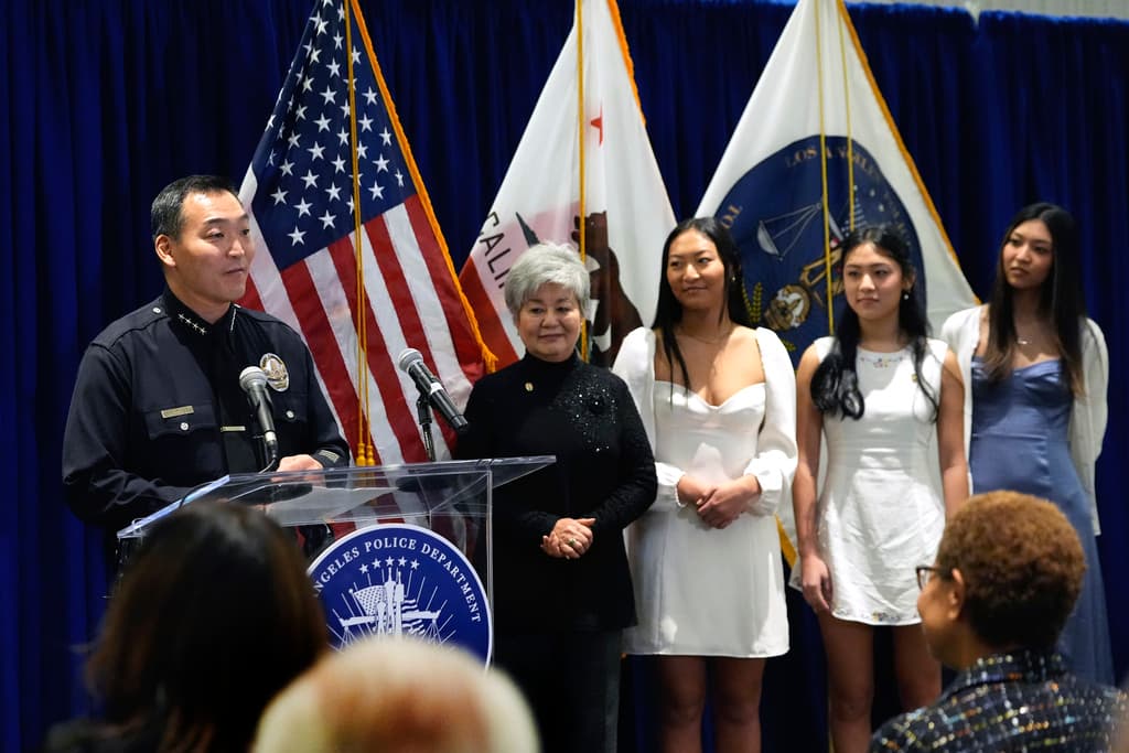 Las tres hijas del jefe interino Choi también lo apoyaron este viernes 1 de marzo, en la ceremonia histórica.