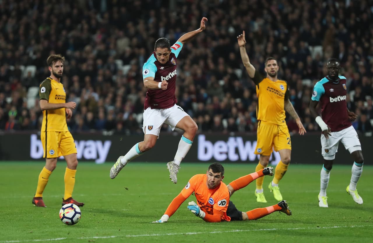 ‘Chicharito’ no pudo evitar derrota del West Ham ante el modesto Brighton