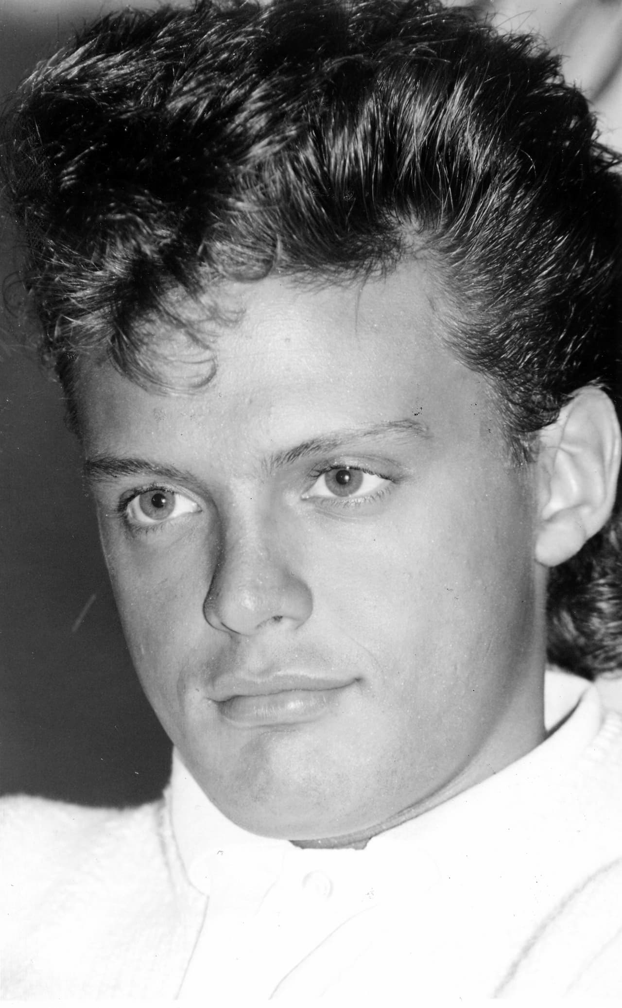 1990 fue un gran año para 
<b>Luis Miguel</b>. Ganó dos Antorchas de Plata y Platino en el Festival de Vina del Mar y en España recibió el premio Excelencia Europea.