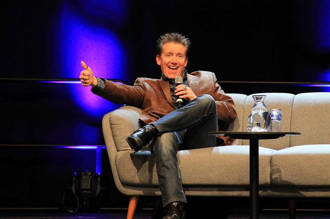 Entre los invitados especiales de este año destaca Spike Spencer, quien ha prestado su voz para cientos de episodios de anime, incluidos títulos tan notables como Evangelion, Pokemon, Bleach, Bungou Stray Dogs, Kengan Ashura, DBZ Super, Vampire Knight, Naruto, Boruto, Black Butler, Doraemon, Xenoblade, Hunter x Hunter, Knights of Sidonia, God Eater, Gundam Unicornio, Durarara y muchos más.