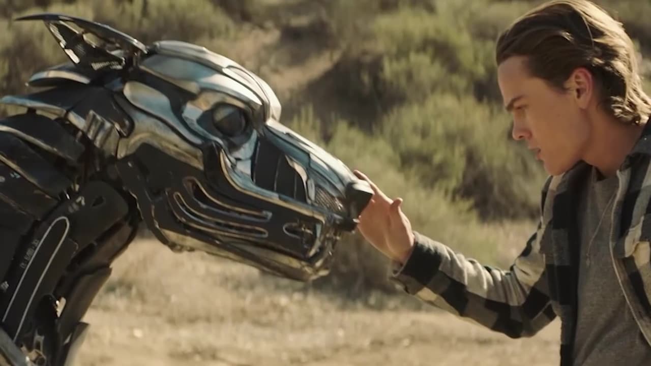 ¡A.X.L llega a Canal 5 en esta noche de cine!