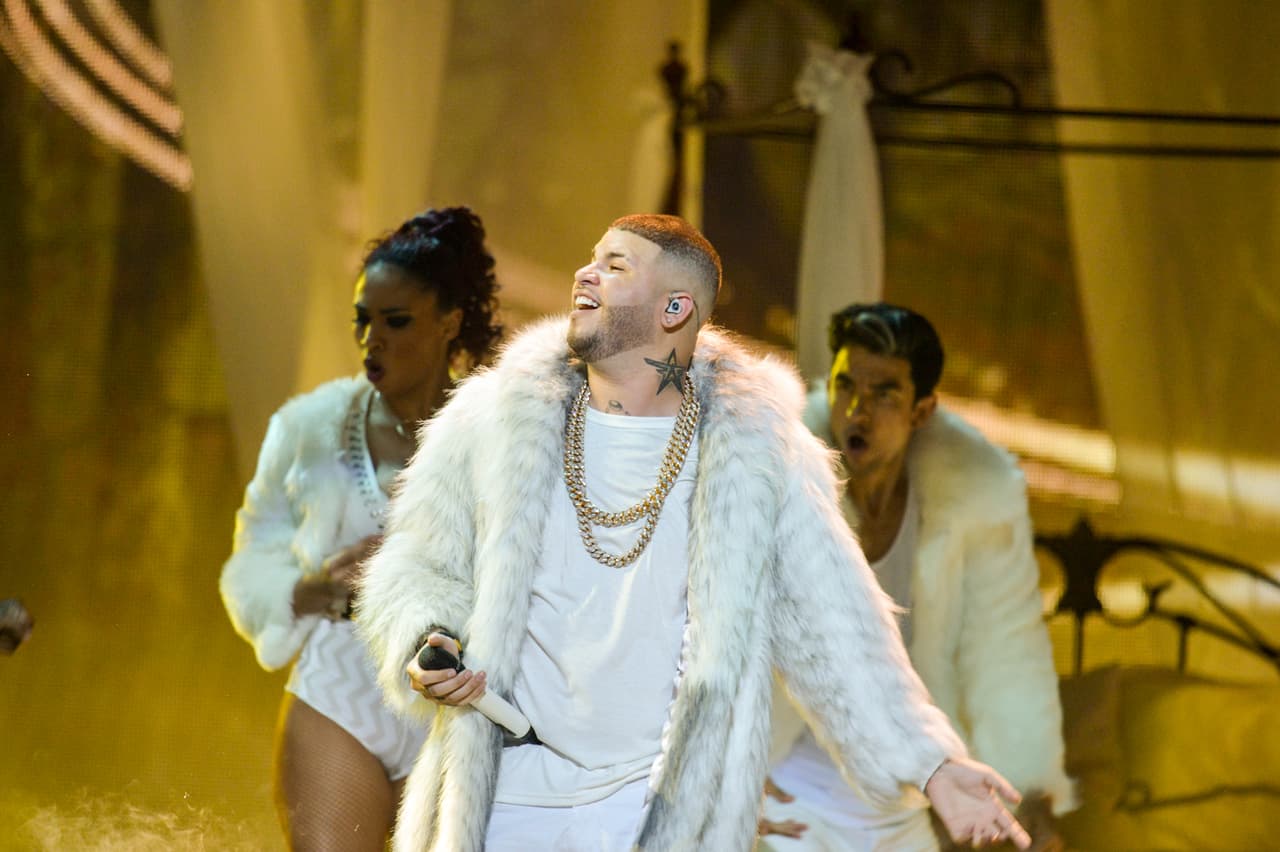 Y, una vez más, le tocó el turno a Farruko.