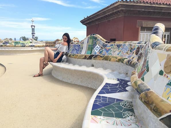 Fue así como decidió un destino turístico, tomó sus maletas y partió nada menos que a Europa.