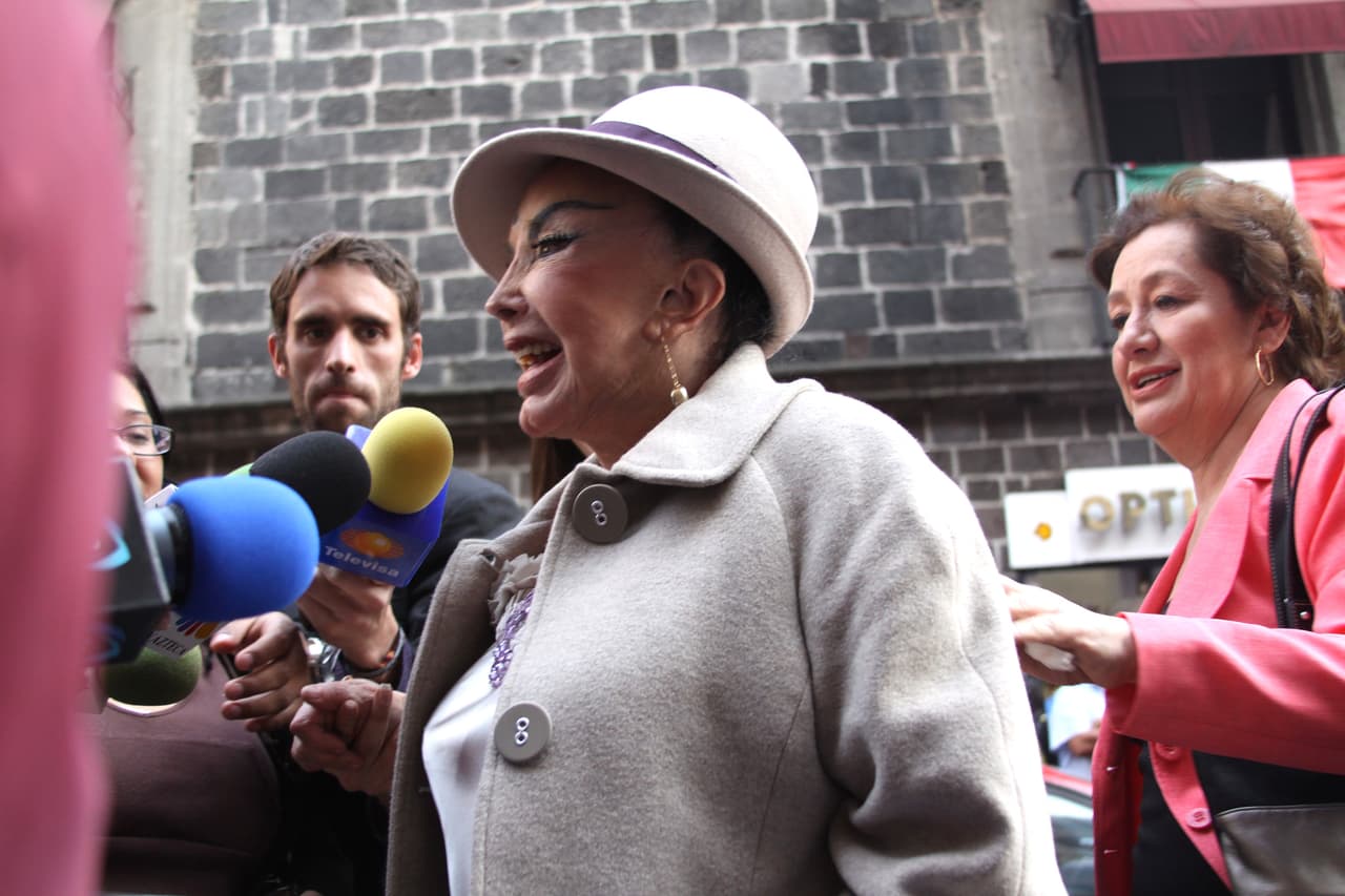 "Nunca he andado con un tarugo y jamás andaré con un p...", dijo la actriz cuando le preguntaron sobre su romance con el exBig Brother en el programa 'La Ciudad del sexo".