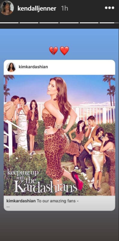 <b>Kendall Jenner fue menos expresiva</b> que sus hermanas mayores, solo retomó el anuncio de Kim y agregó un par de emoticonos.
<br>