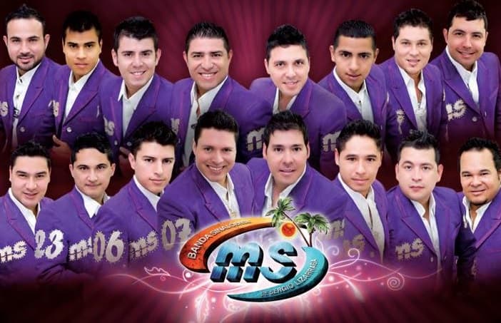 Por otro lado tenemos a la Banda MS, quienes se han ganado popularidad con sus temas de amor y desamor.