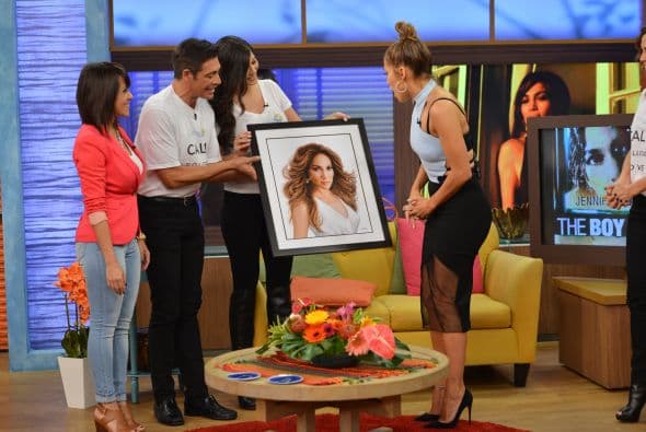 Un hermoso retrato de ella, diseñado por el pintor y caricaturista Raúl de la Nuez.