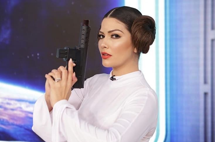 Durante Despierta América la vimos en toda la actitud de la princesa Leia de 'Star Wars'.