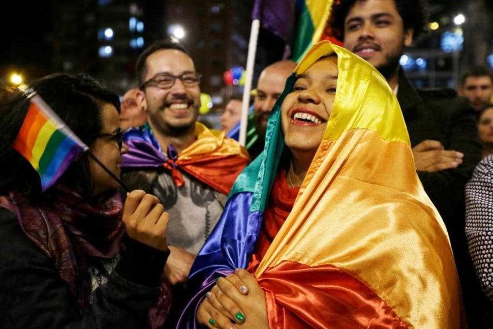 Colombia, FARC rebels announce accord to end half-century of war