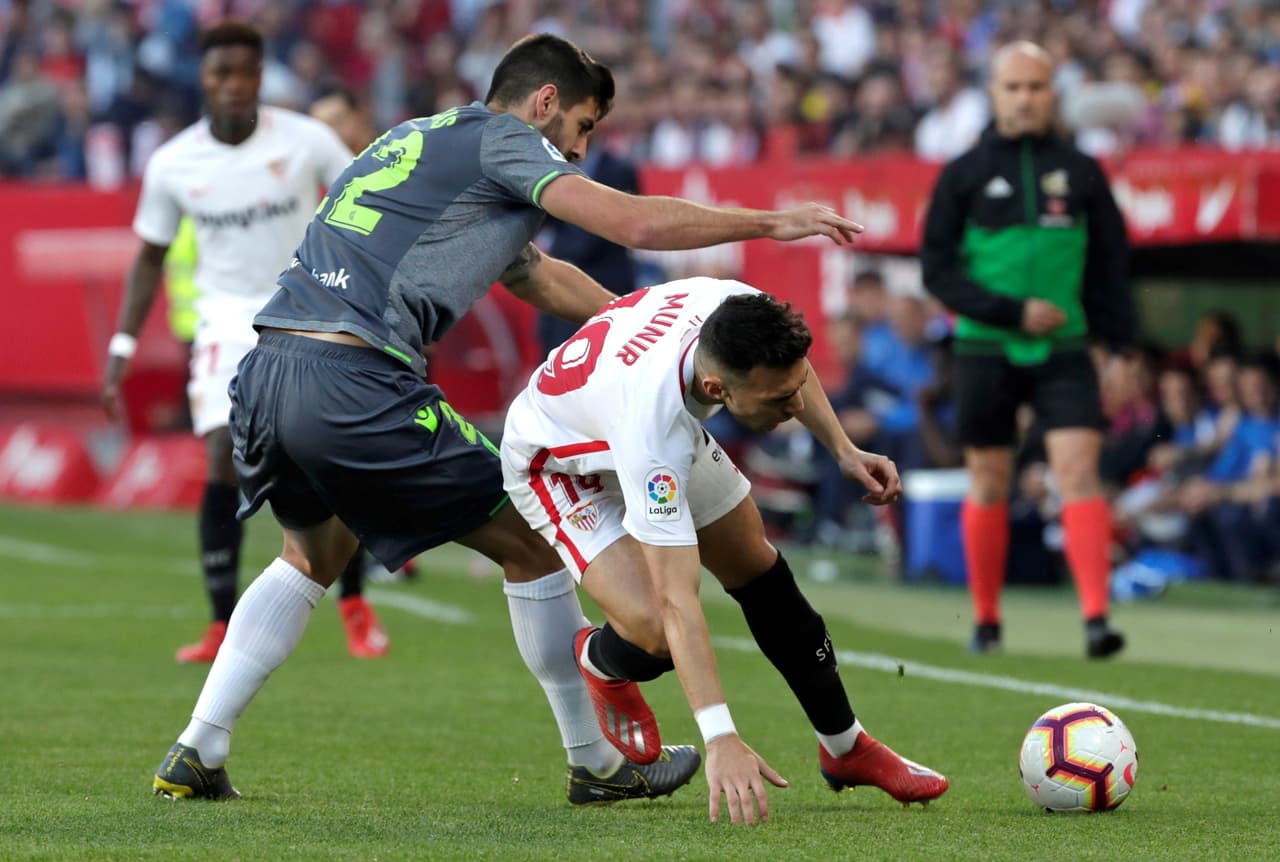 Sevilla tuvo la iniciativa para buscar una victoria que no lo sacara de la zona de torneos europeos en La Liga.