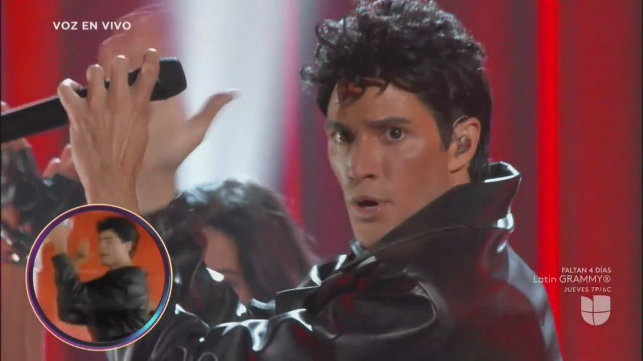 Coronel apareció con el mismo estilo que caraceterizó en aquella década al boricua y recreó los pasos de baile de principio a fin.