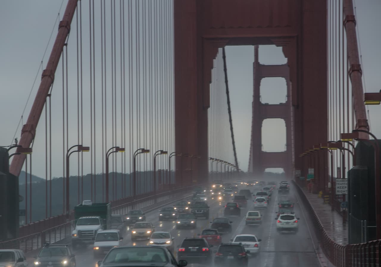 1 - San Francisco-Oakland-Hayward, California (30,554) El enorme crecimiento de la economía de la región la cual se ha beneficiado desproporcionadamente del auge tecnológico de las últimas décadas no ha hecho nada para solucionar el grave problema de robo de vehículos en el área. Ni nos queremos imaginar cuánto costará asegurar un vehículo en esa zona.