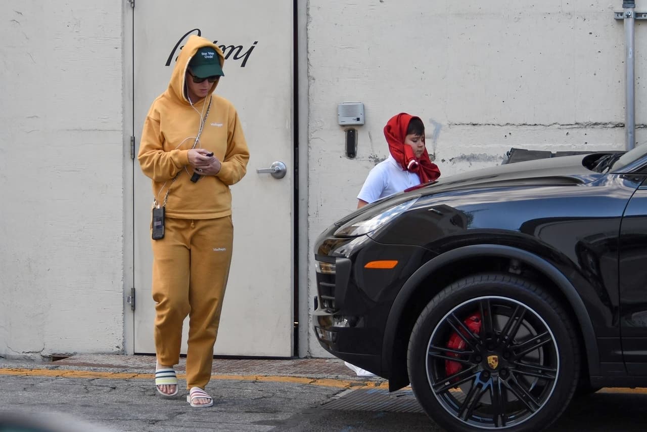 En 2016, Katy y Bloom decidieron iniciar una relación sentimental. El pasado 14 de febrero Orlando le 
<b><a href="https://www.univision.com/famosos/con-un-gran-anillo-de-compromiso-de-5-000-000-katy-perry-y-orlando-bloom-se-comprometen-fotos" target="_blank">entregó el anillo</a> </b>de compromiso a la cantante.