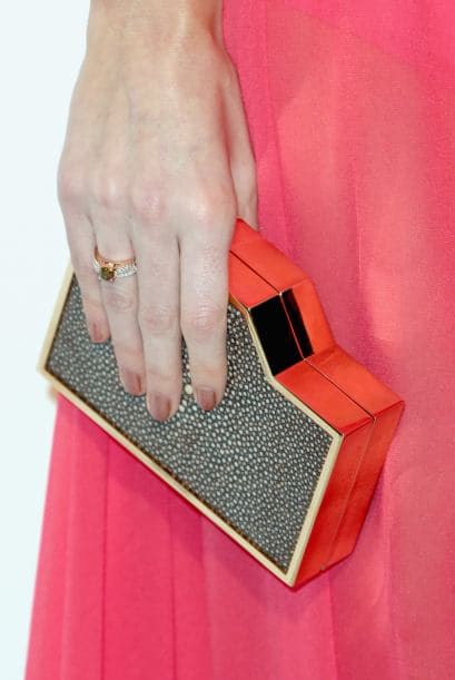 Las famosas que asistieron a la pasada entrega de los Oscares nos muestran las tendencias con sus uñas de envidia.