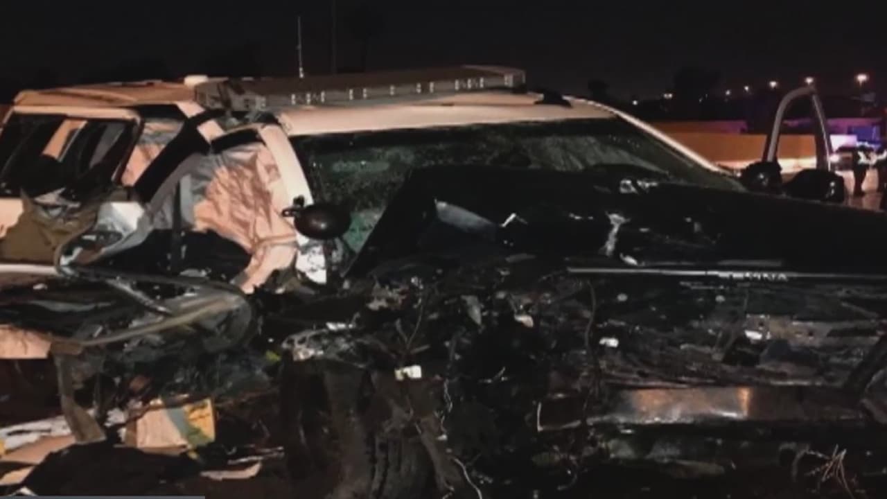 Accidente provocado por conductor en sentido contrario deja a dos heridos 