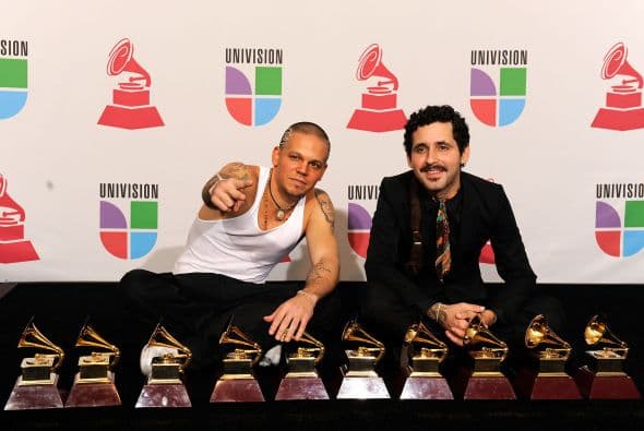 Los grandes ganadores de Latin GRAMMY son la banda originaria de Puerto Rico, Calle 13, con un total de 21 trofeos.