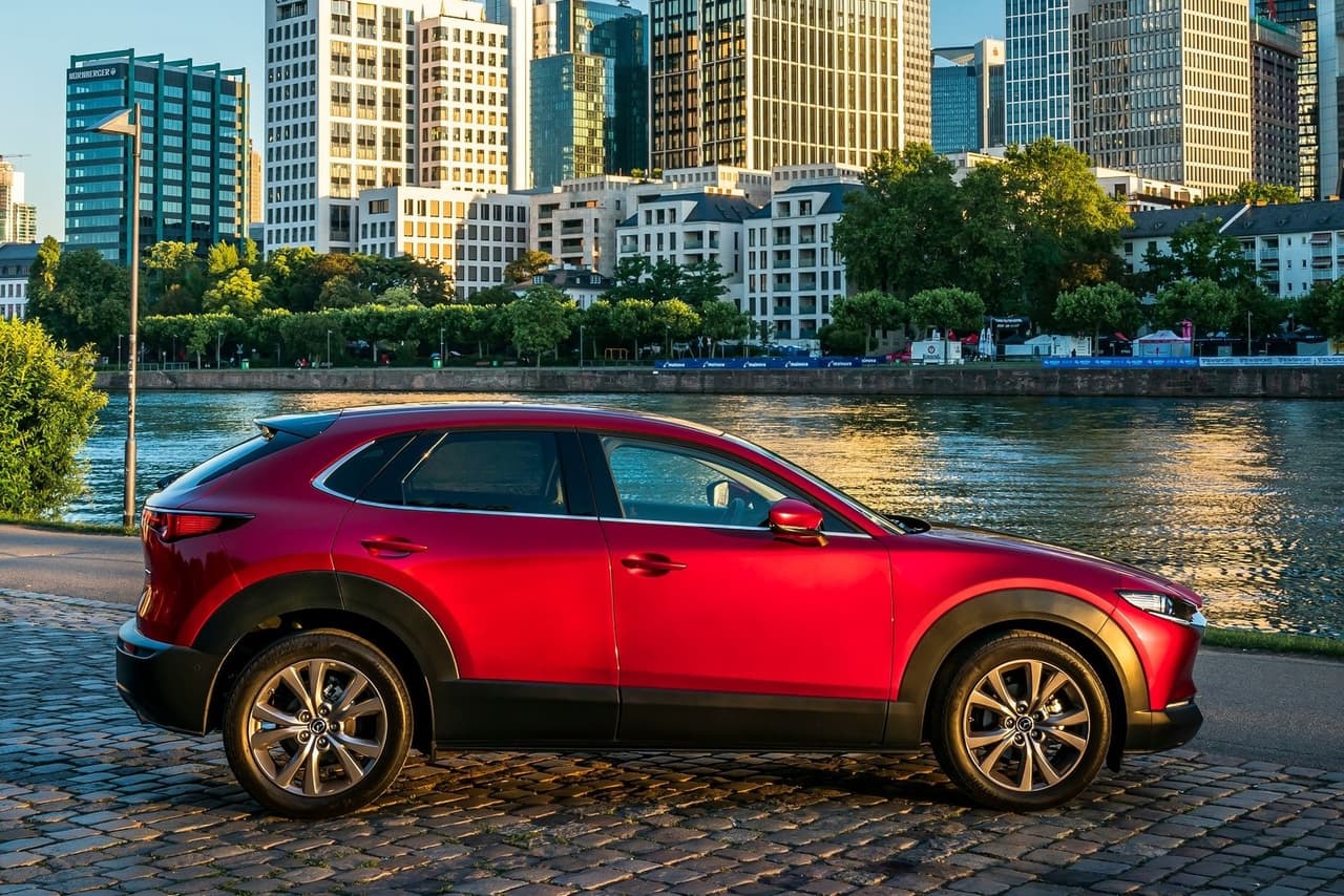 <h3 class="cms-H3-H3">Categoría - SUV pequeñas</h3>
<br>
<br>
<b>Fabricante:</b> Mazda
<br>
<b>Modelo:</b> CX-3
<br>